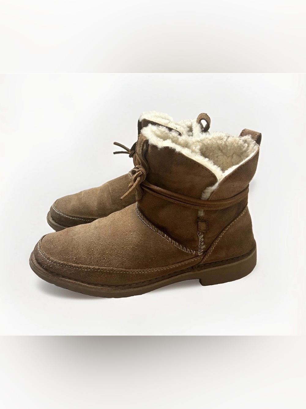 UGG Esther Chestnut Brown Suede Shearling Ankle Boots Women 9.5 Tasseled Cozy